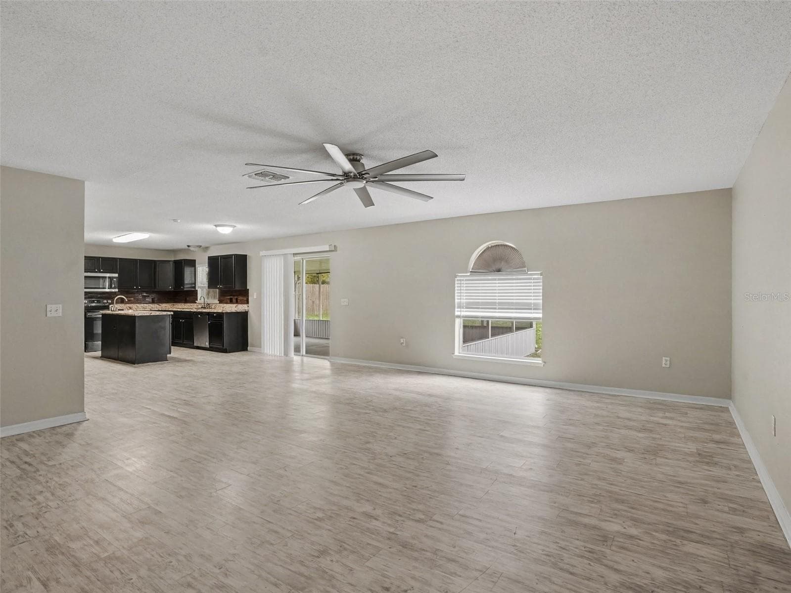 Single Family Residence at 829 SUN RIDGE VILLAGE DR, WINTER HAVEN, photo 6 of 32