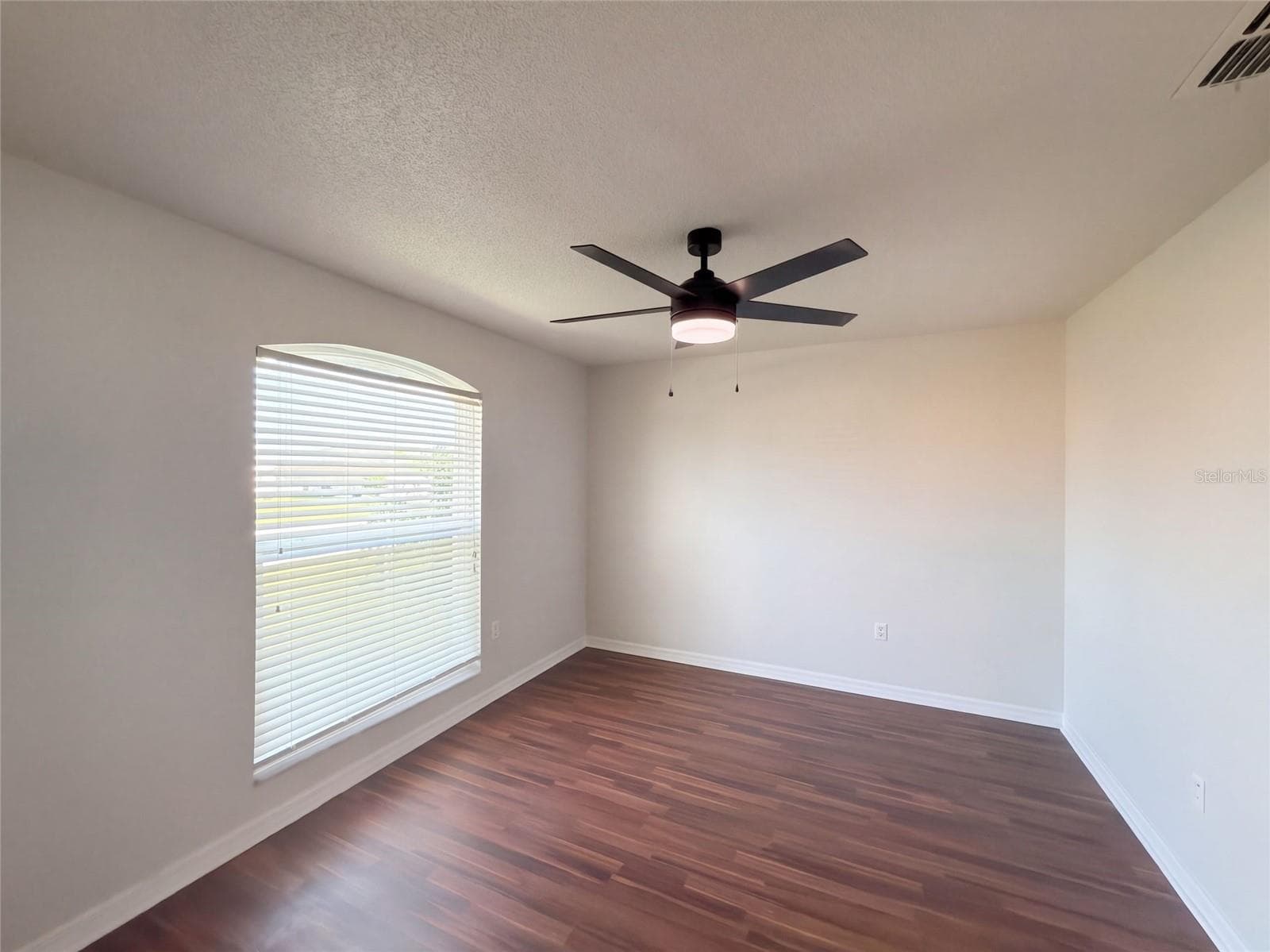 Single Family Residence at 222 CLOVERDALE RD, WINTER HAVEN, photo 15 of 22