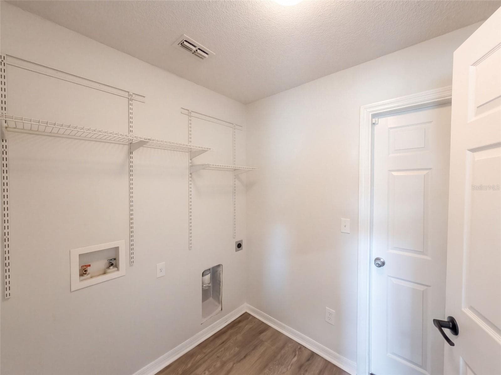 Single Family Residence at 222 CLOVERDALE RD, WINTER HAVEN, photo 18 of 22