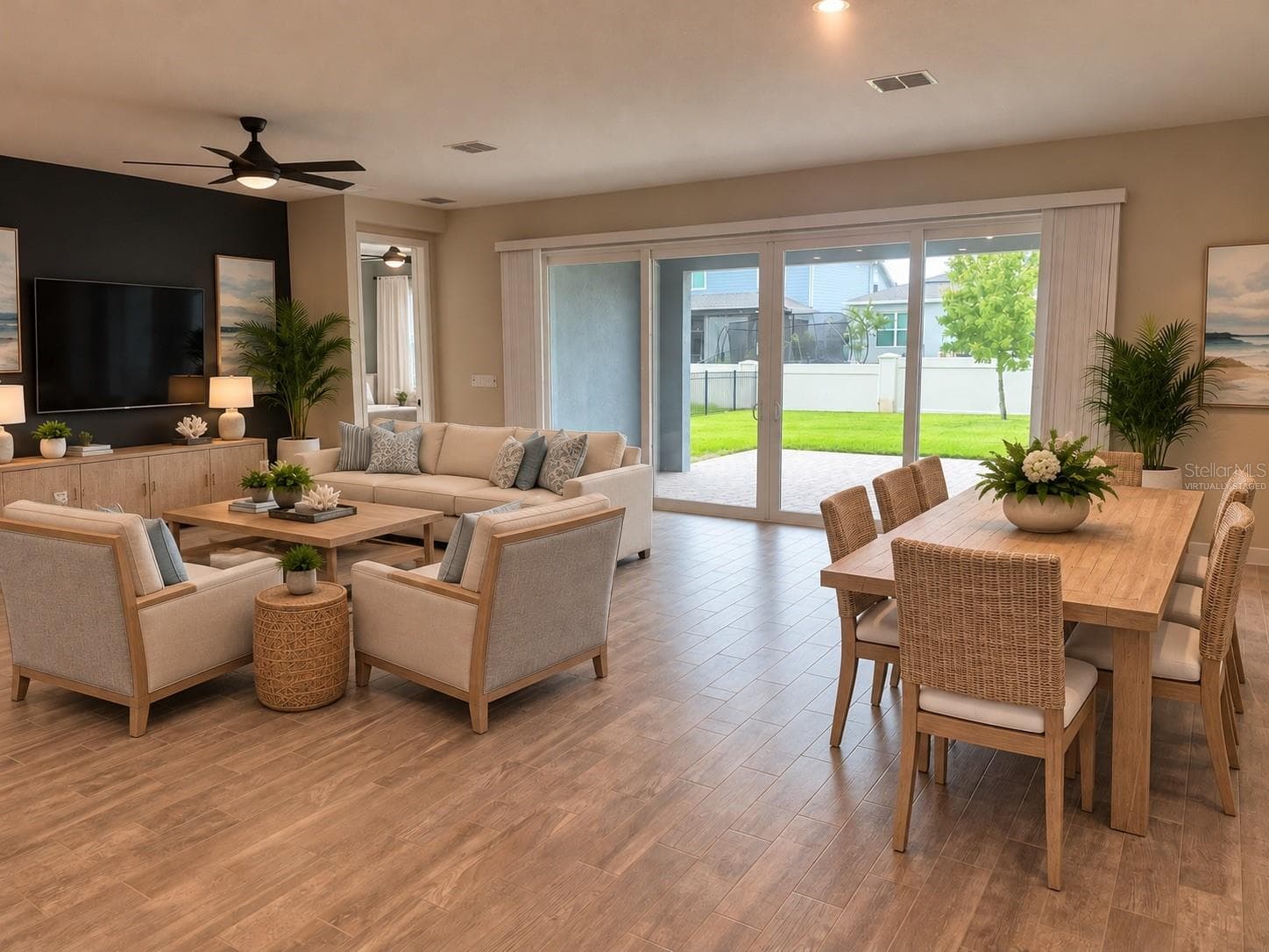 virtually staged - Family Room - 15363 WILLOW RIDGE DR, MONTVERDE