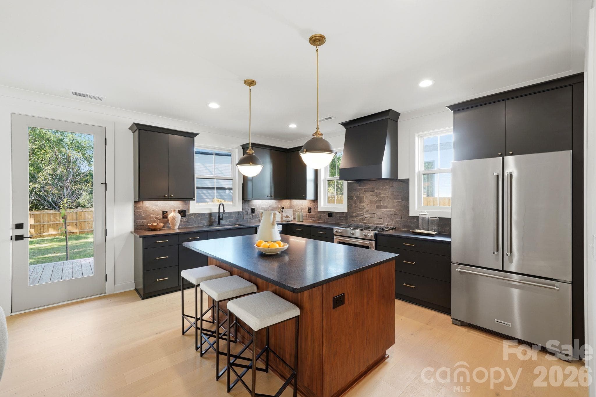 Single Family Residence at 2757 Parkway Avenue, Charlotte, photo 2 of 46