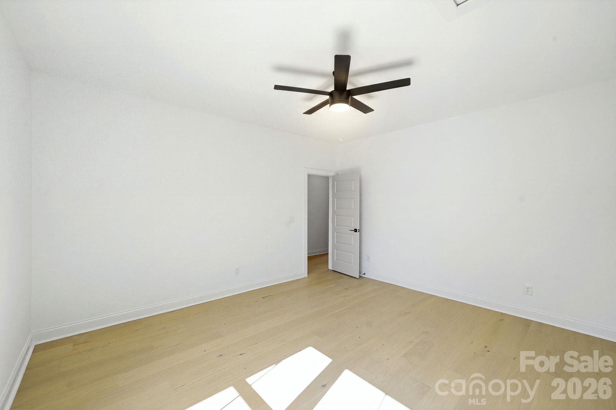 Single Family Residence at 2757 Parkway Avenue, Charlotte, photo 38 of 46