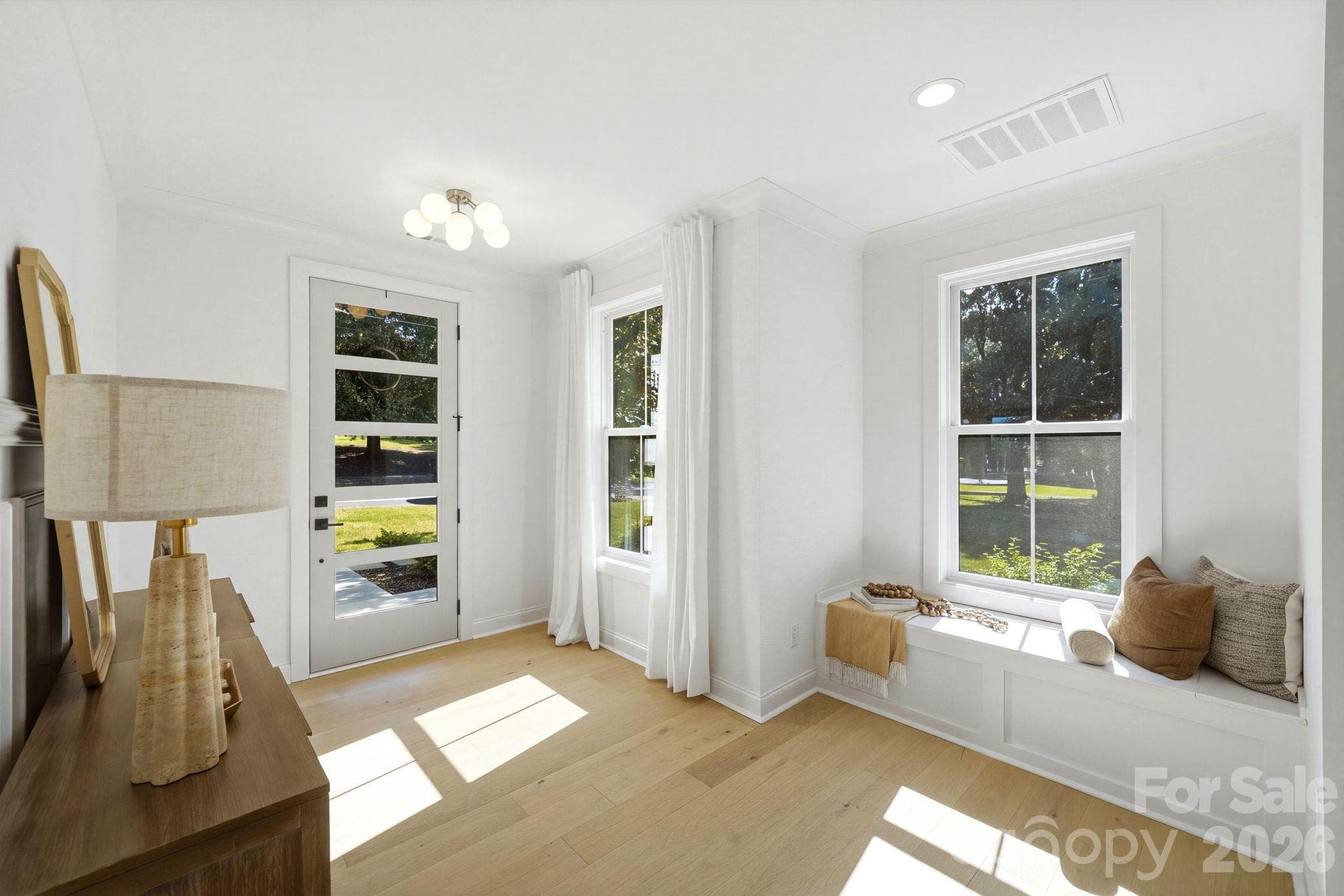 Single Family Residence at 2757 Parkway Avenue, Charlotte, photo 10 of 46