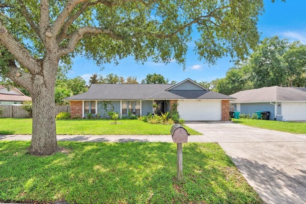 Single Family Residence at 4426 POINT LOOK OUT RD, ORLANDO, photo 2 of 36