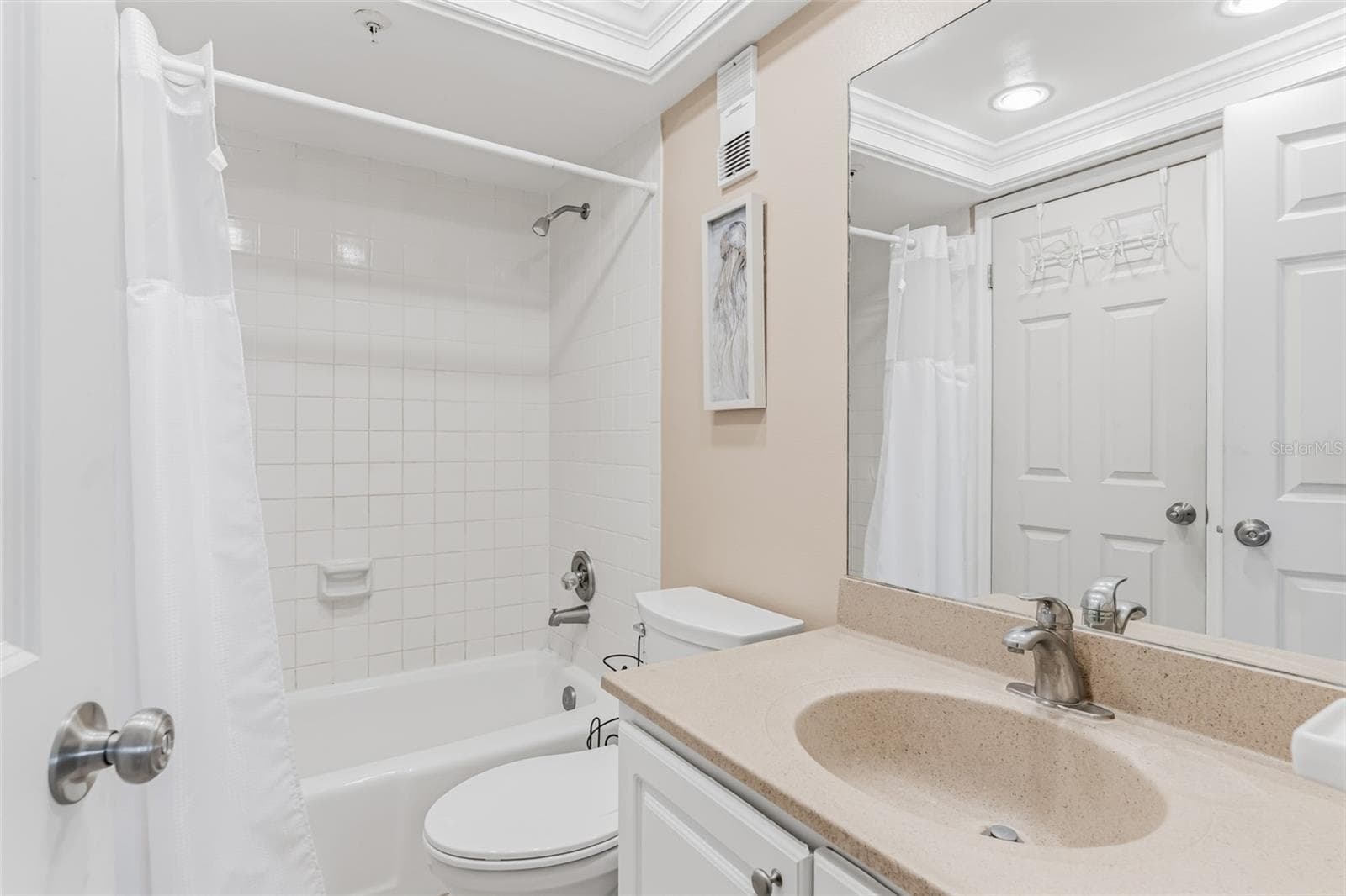 Condominium at 17200 GULF BLVD #408, NORTH REDINGTON BEACH, photo 58 of 59