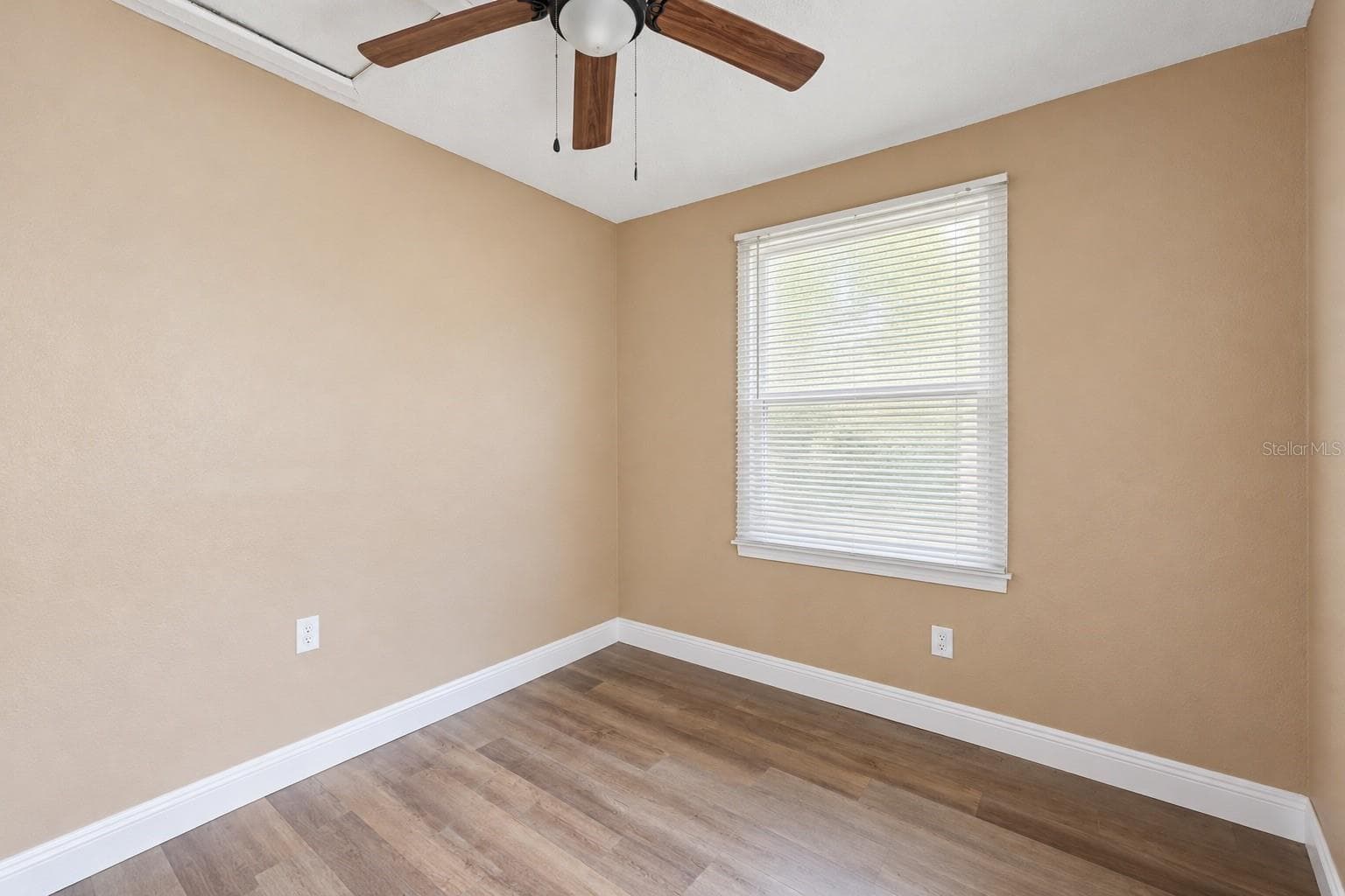 Duplex at 2112 LEE ST, ORLANDO, photo 20 of 48