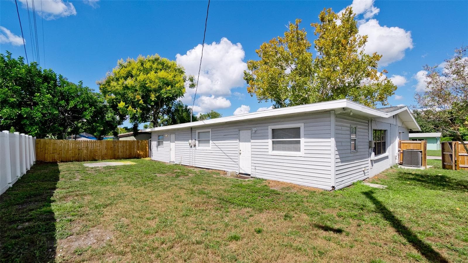 Single Family Residence at 2205 24TH AVE W, BRADENTON, photo 24 of 32