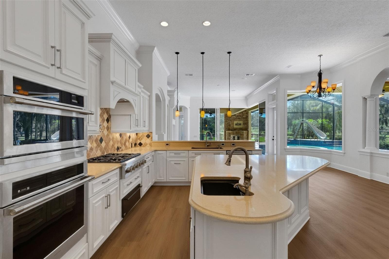 So, bring home the holidays and gather family and friends in style this year and every year! - 6562 EAGLE VIEW LOOP, LAKELAND