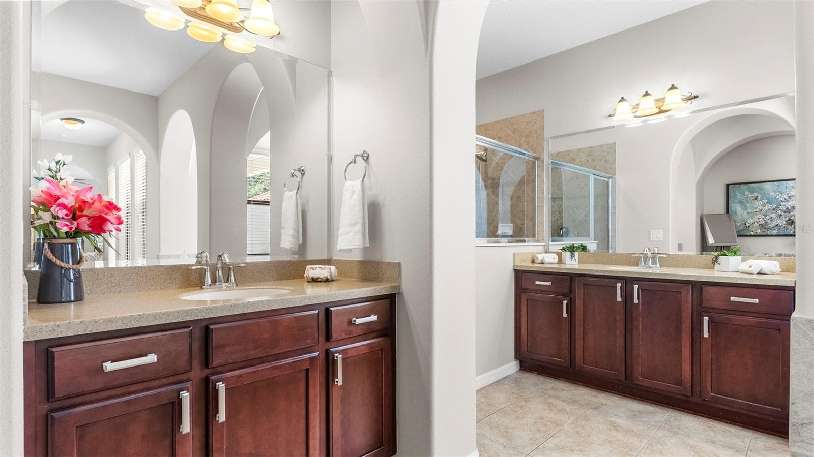 Primary En-Suit- Dual Vanities - 20316 HERITAGE POINT DR, TAMPA