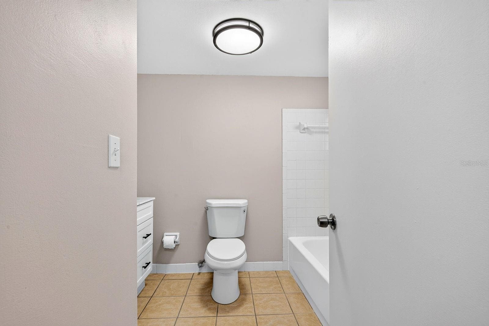 Condominium at 4516 3RD STREET CIR W #533, BRADENTON, photo 17 of 49