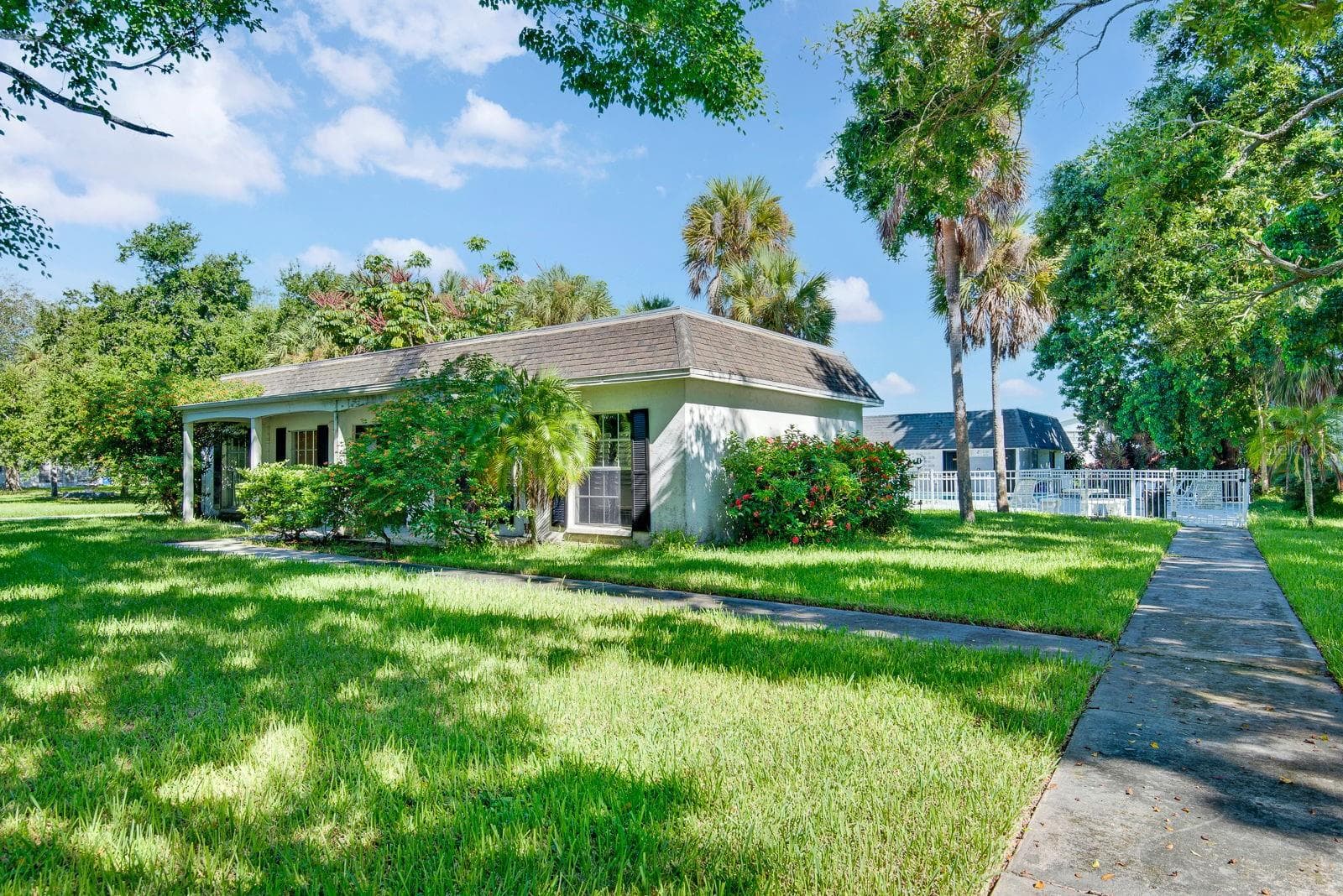 Condominium at 4516 3RD STREET CIR W #533, BRADENTON, photo 34 of 49