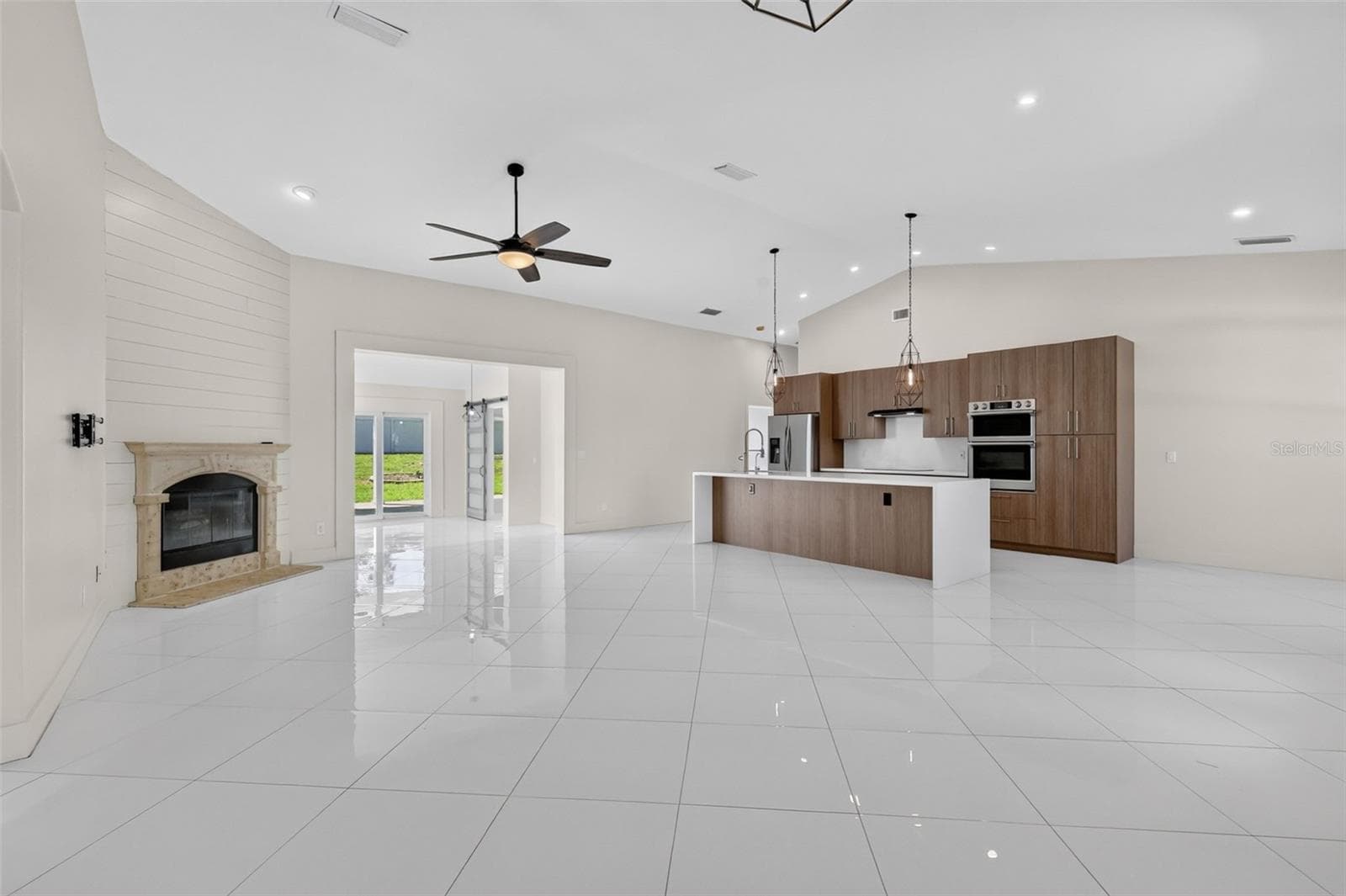 Single Family Residence at 11036 BRONSON RD, CLERMONT, photo 12 of 53