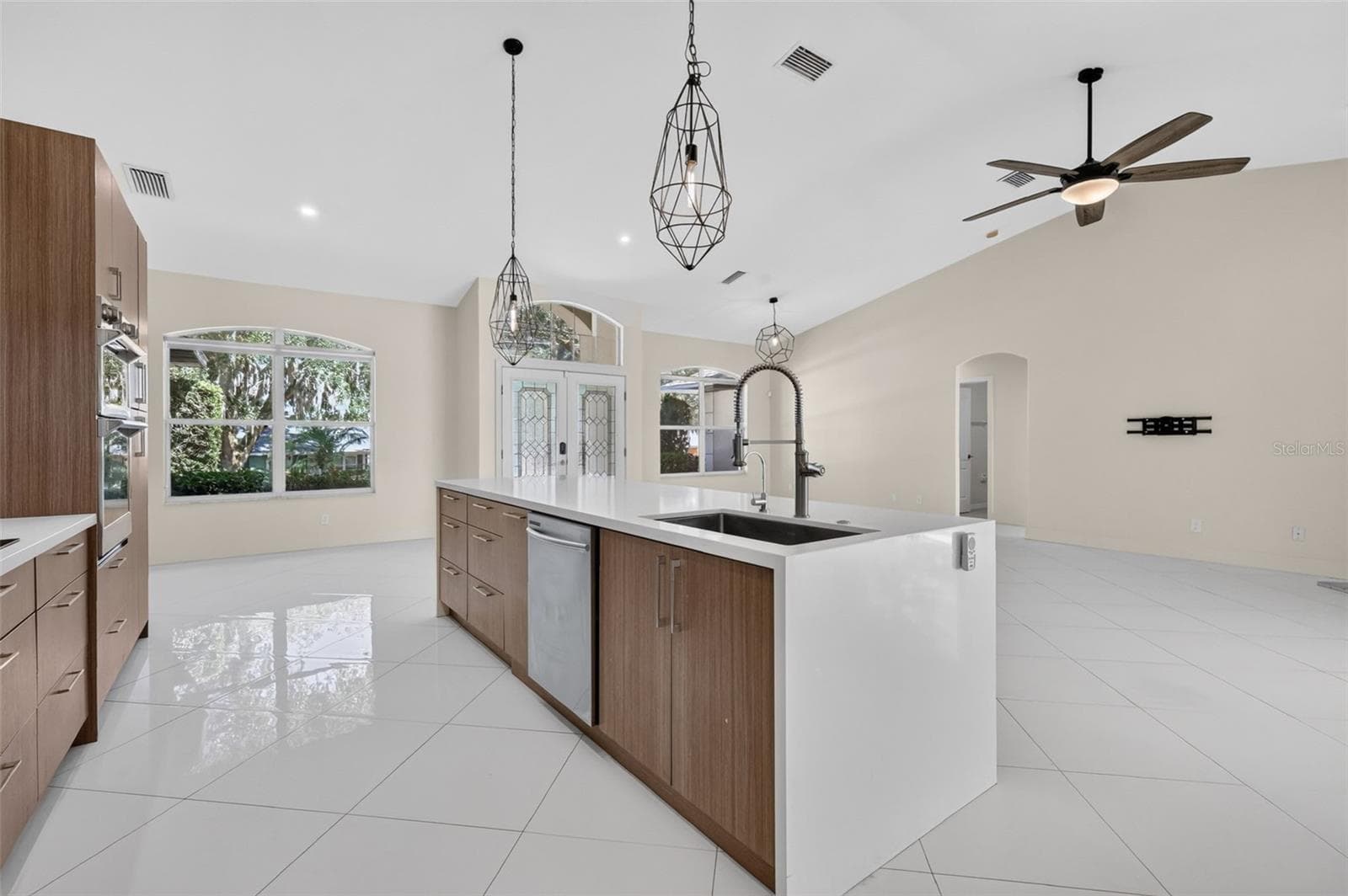 Single Family Residence at 11036 BRONSON RD, CLERMONT, photo 14 of 53
