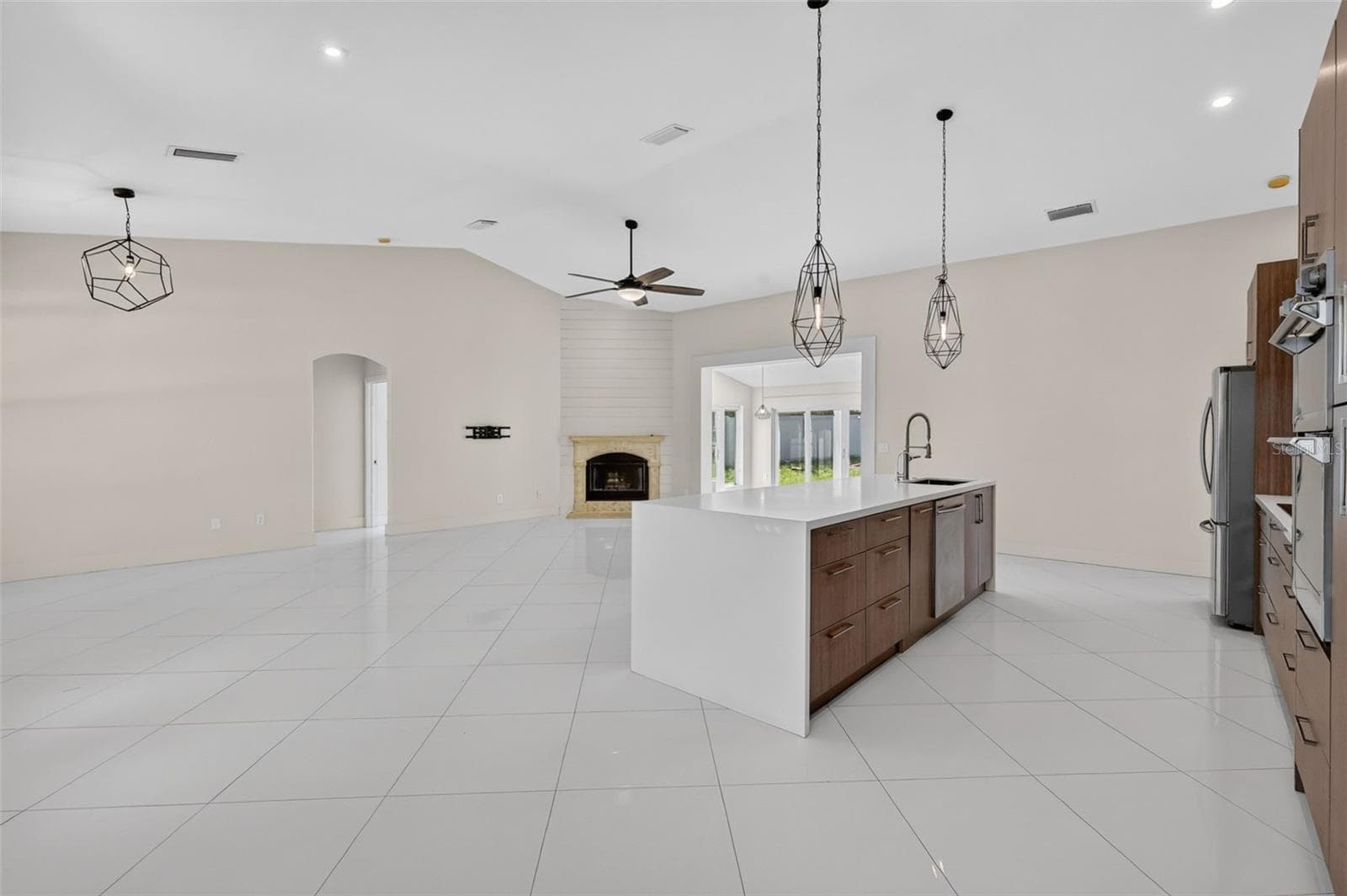 Single Family Residence at 11036 BRONSON RD, CLERMONT, photo 17 of 53