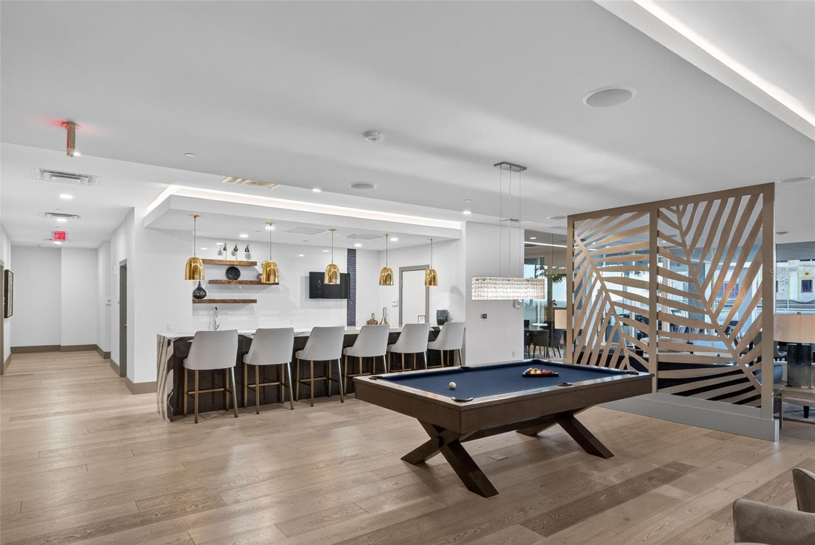 Bar + Billiards - 540 N TAMIAMI TRL #1604, SARASOTA