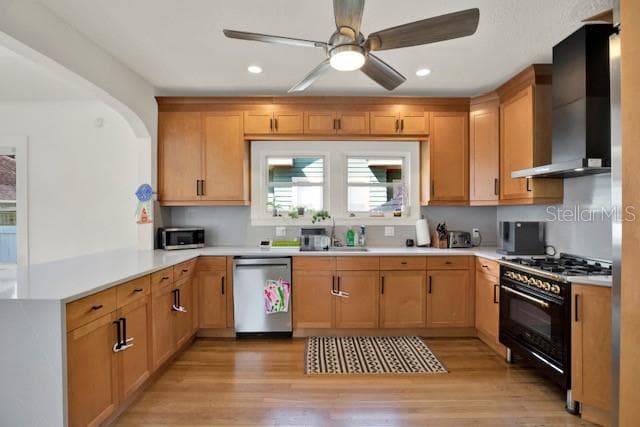 Single Family Residence at 150 18TH AVE N, ST PETERSBURG, photo 7 of 23