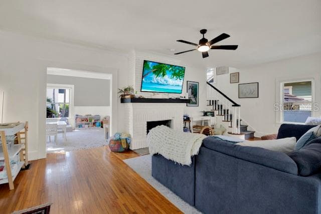 Single Family Residence at 150 18TH AVE N, ST PETERSBURG, photo 12 of 23