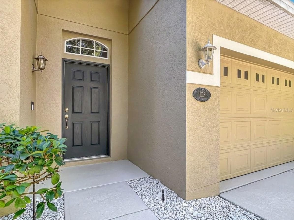 Single Family Residence at 105 RIDGEWAY, DELAND, photo 3 of 46
