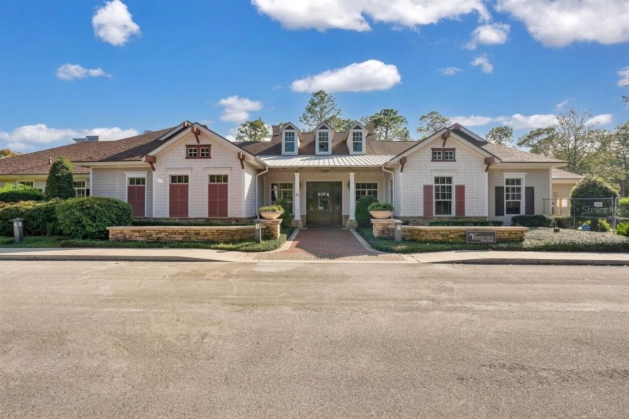 Club House - 105 RIDGEWAY, DELAND