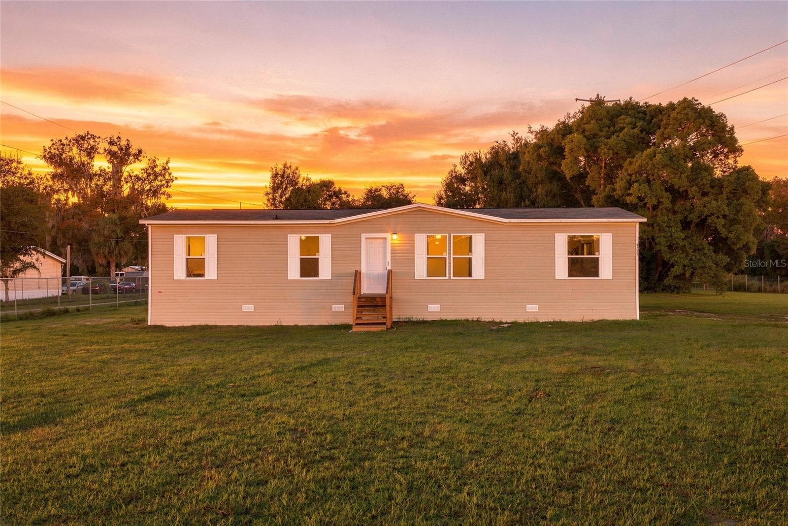 4235 LINDA DRIVE DR