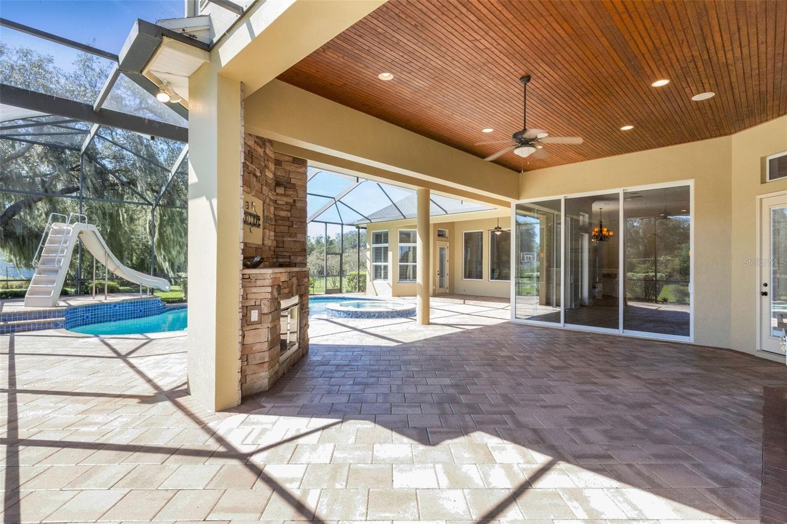 And don't forget to check out the wood accents to the ceilings in this area. - 6562 EAGLE VIEW LOOP, LAKELAND