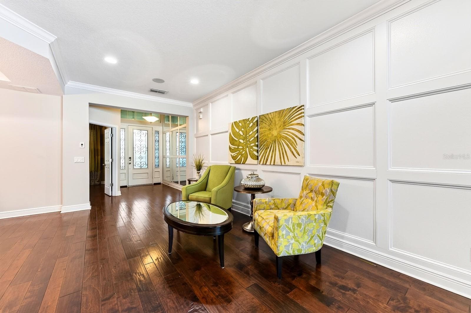 Foyer open to the formal living and dining spaces. - 4443 PINE GOLD AVE, APOPKA