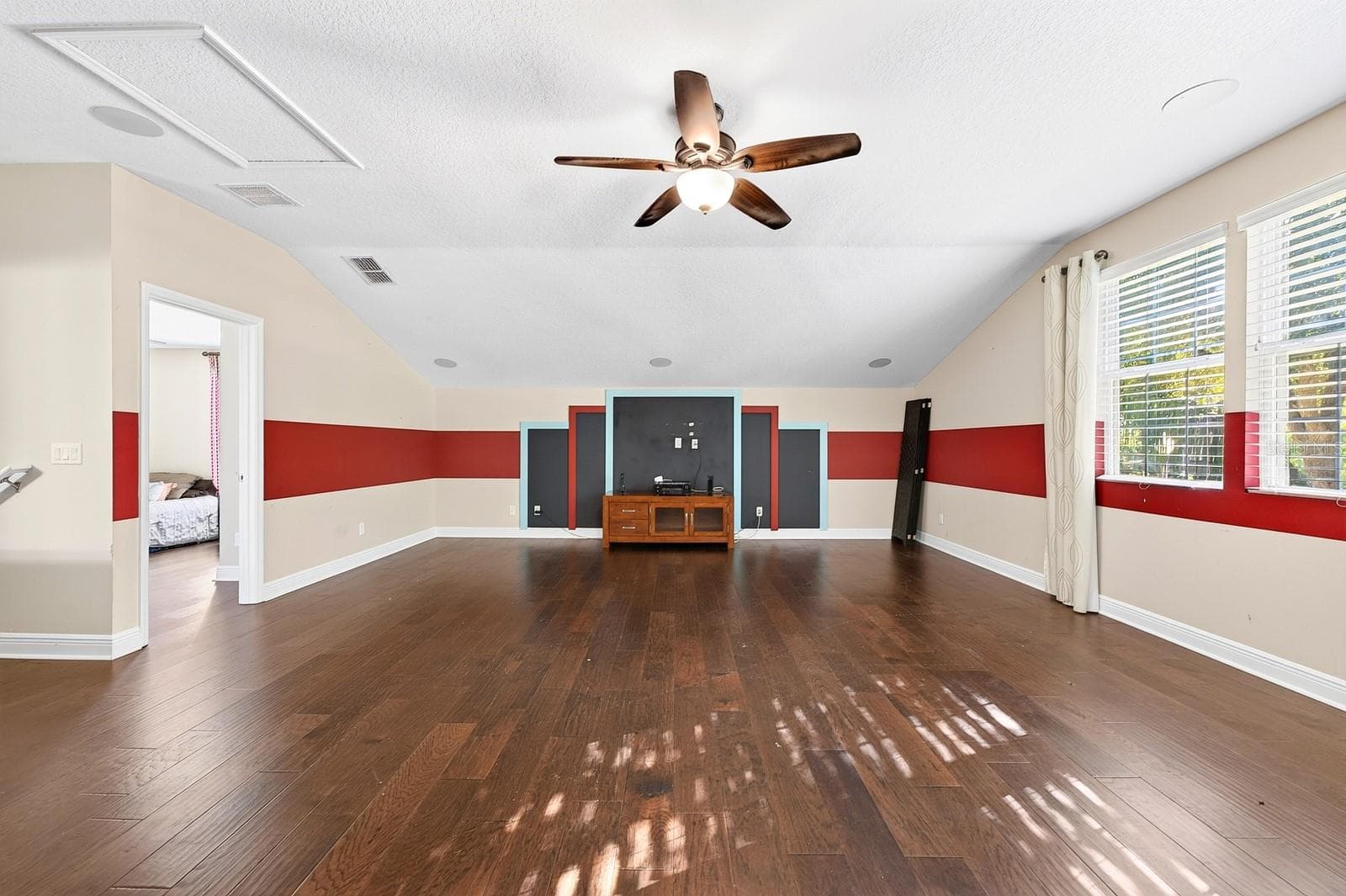 Bonus/Loft. - 4443 PINE GOLD AVE, APOPKA
