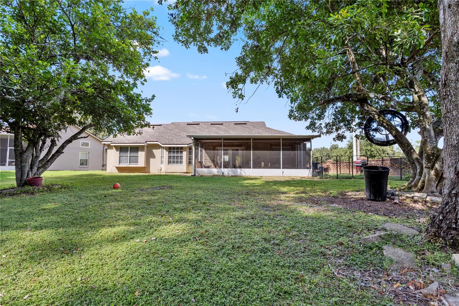 Single Family Residence at 1017 EAGENS CREEK CT, OVIEDO, photo 27 of 32
