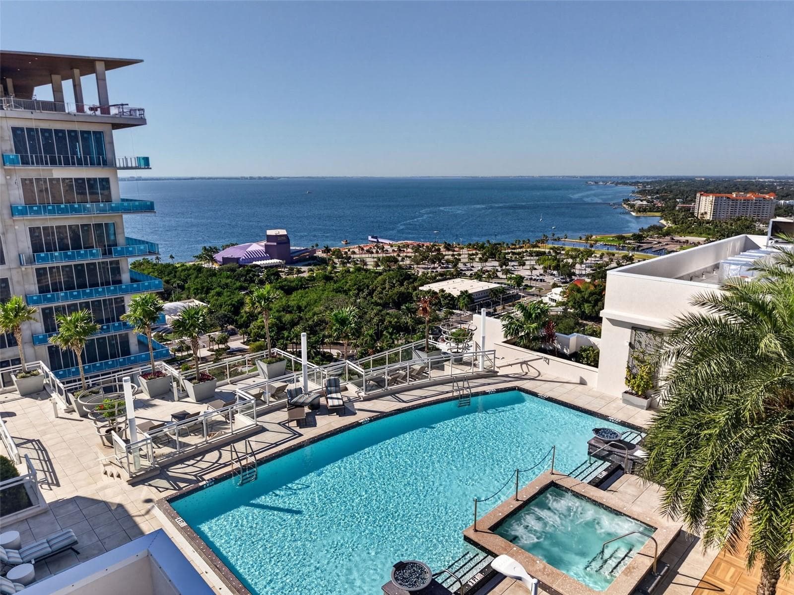 19th Floor Rooftop Overlooking Sarasota Bay - 540 N TAMIAMI TRL #1604, SARASOTA
