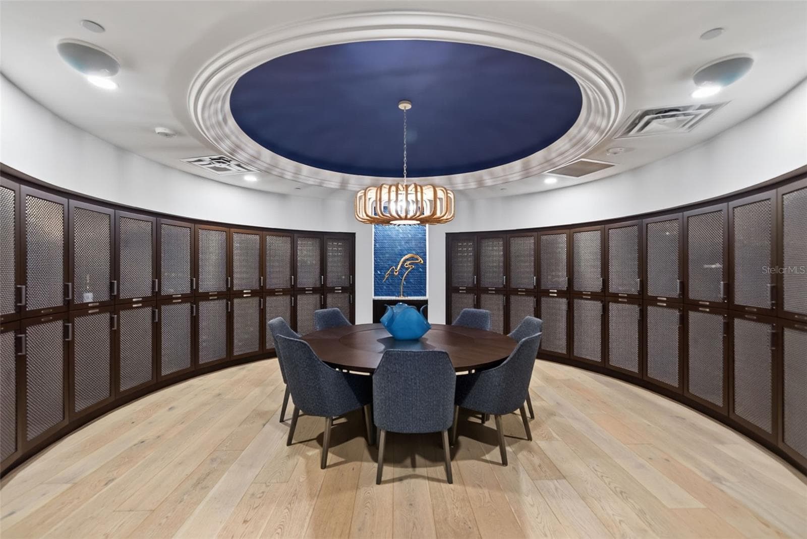 Wine Room + Wine Lockers - 540 N TAMIAMI TRL #1604, SARASOTA