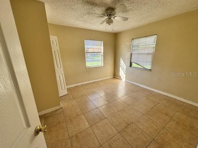 Single Family Residence at 3205 W NAPOLEON AVE, TAMPA, photo 7 of 12
