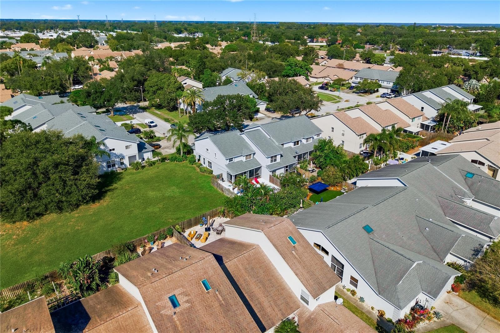 Townhouse at 2978 FIELDBROOK PL, CLEARWATER, photo 50 of 67