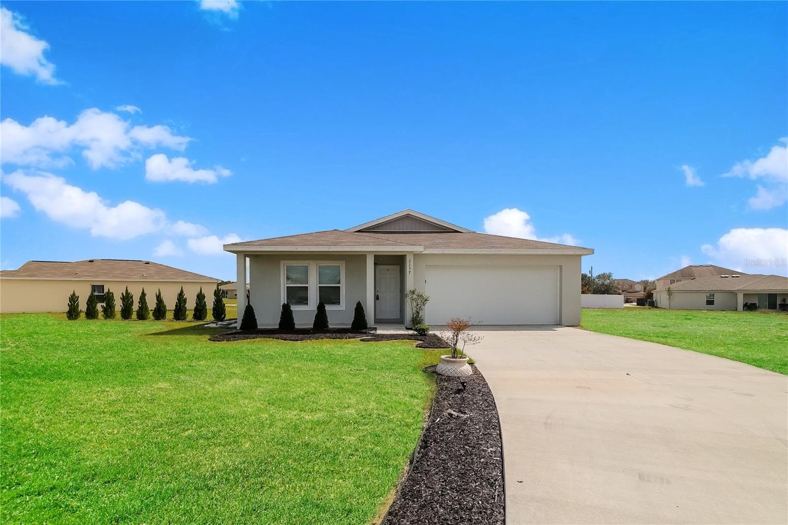 2137 ROCK DR