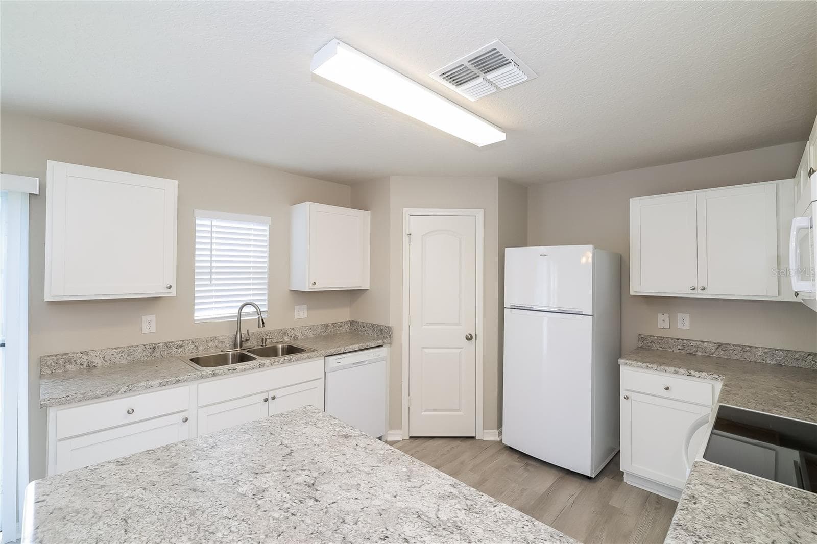 Single Family Residence at 2137 ROCK DR, POINCIANA, photo 7 of 15