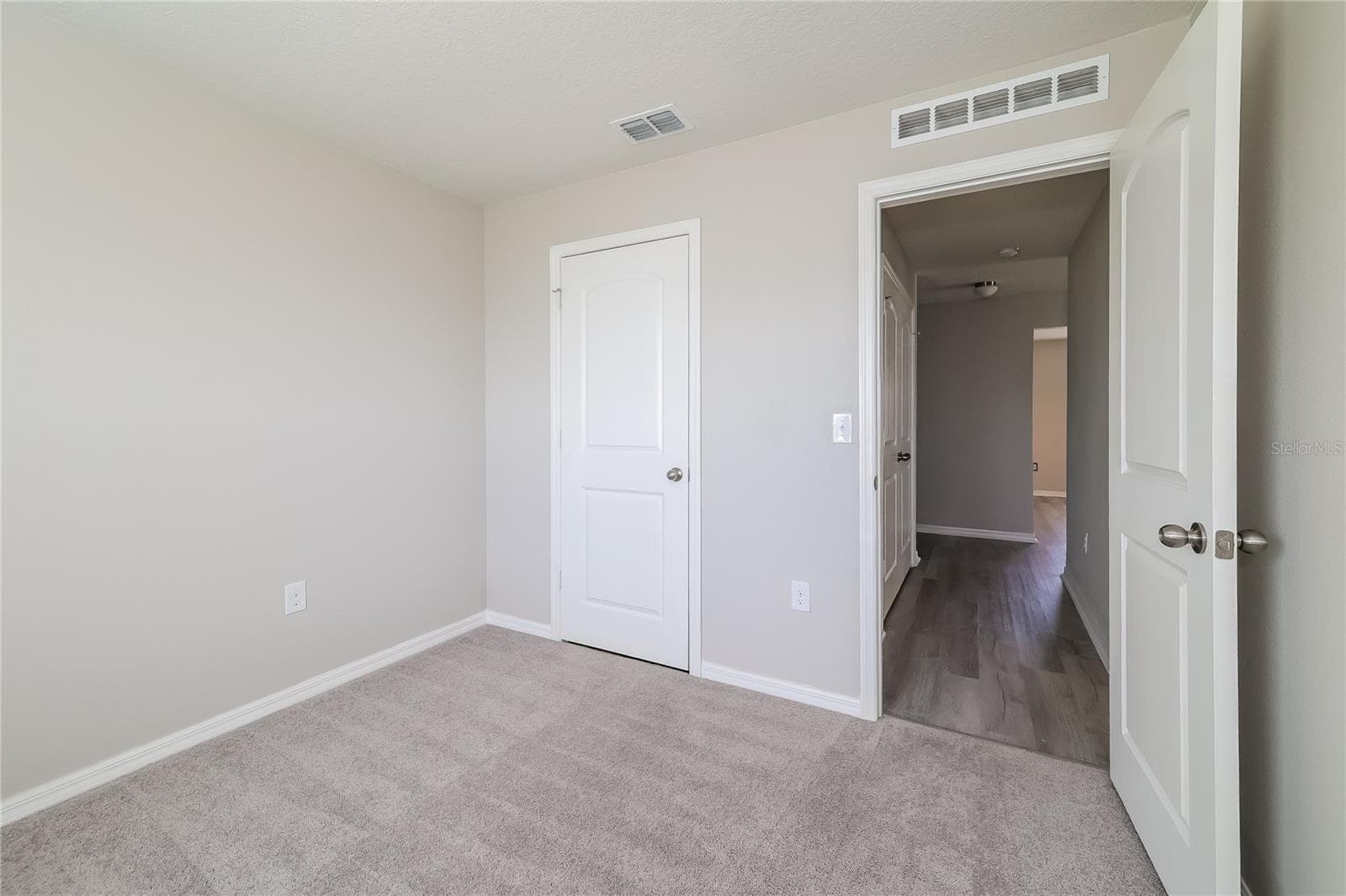 Single Family Residence at 2137 ROCK DR, POINCIANA, photo 8 of 15