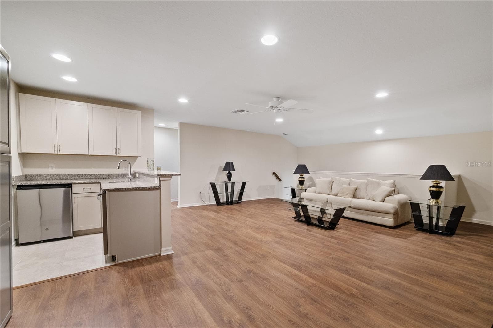 Wet Bar / Loft - 11608 DUBLIN GRAFTON DR, RIVERVIEW