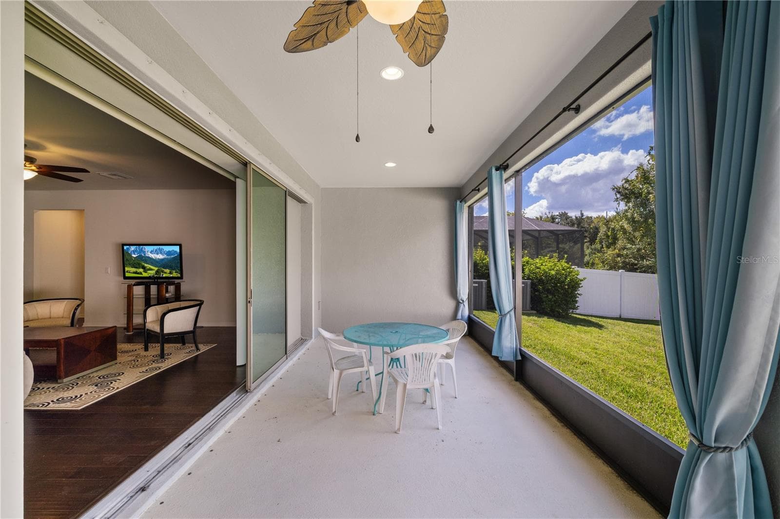 Screened Lanai - 11608 DUBLIN GRAFTON DR, RIVERVIEW