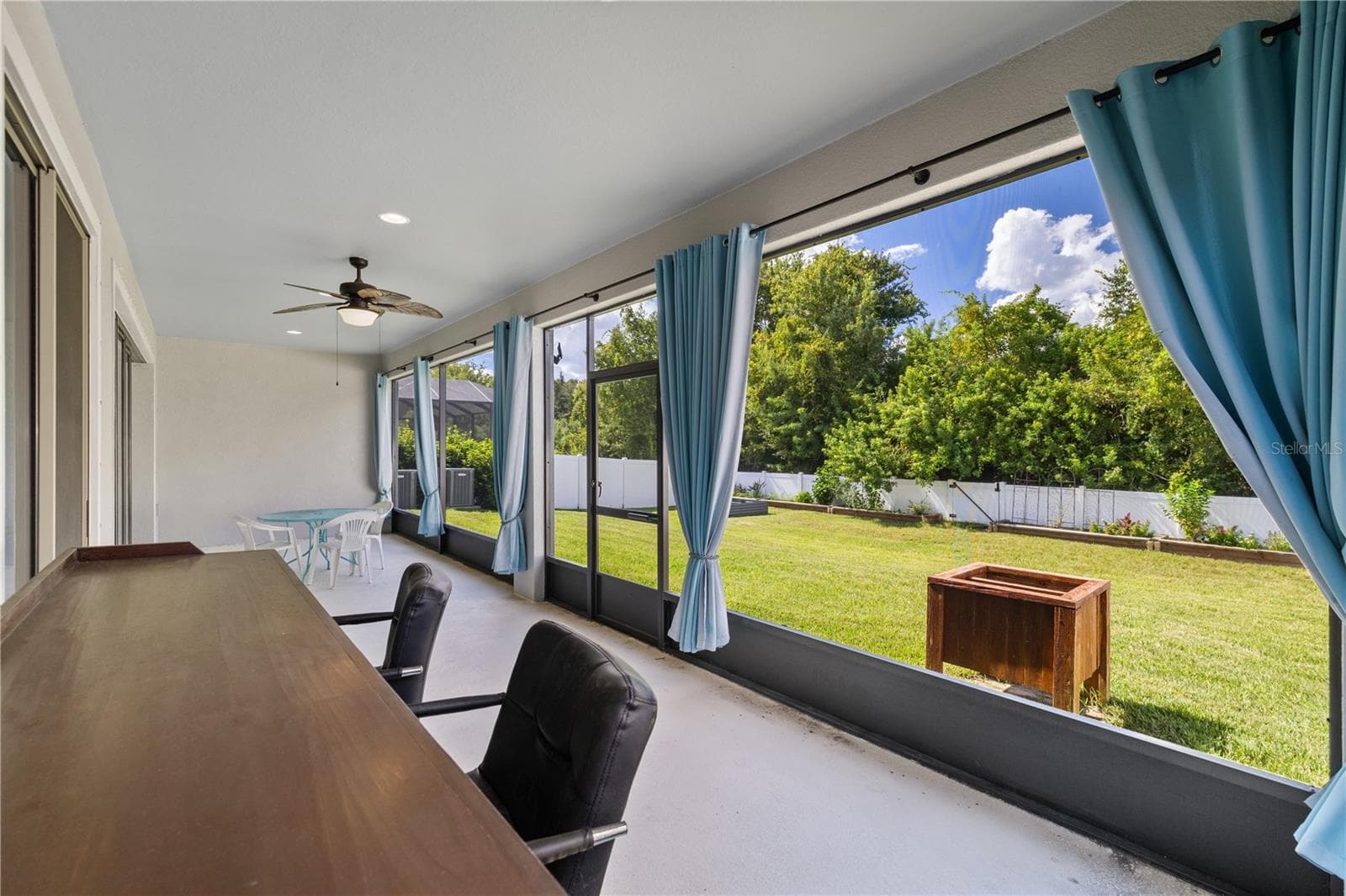 Screened Lanai - 11608 DUBLIN GRAFTON DR, RIVERVIEW
