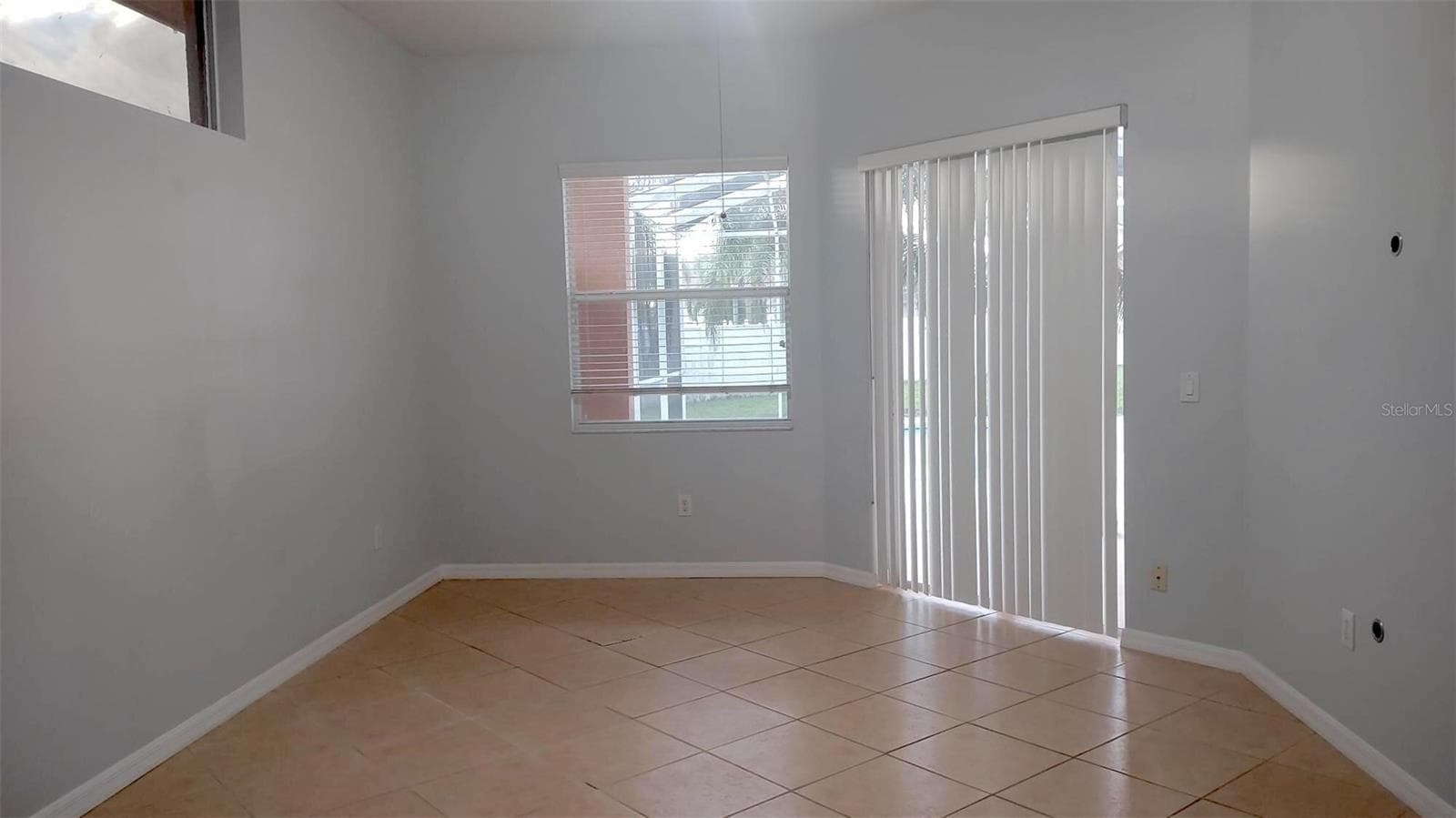 Single Family Residence at 18309 EASTWYCK DR, TAMPA, photo 8 of 18