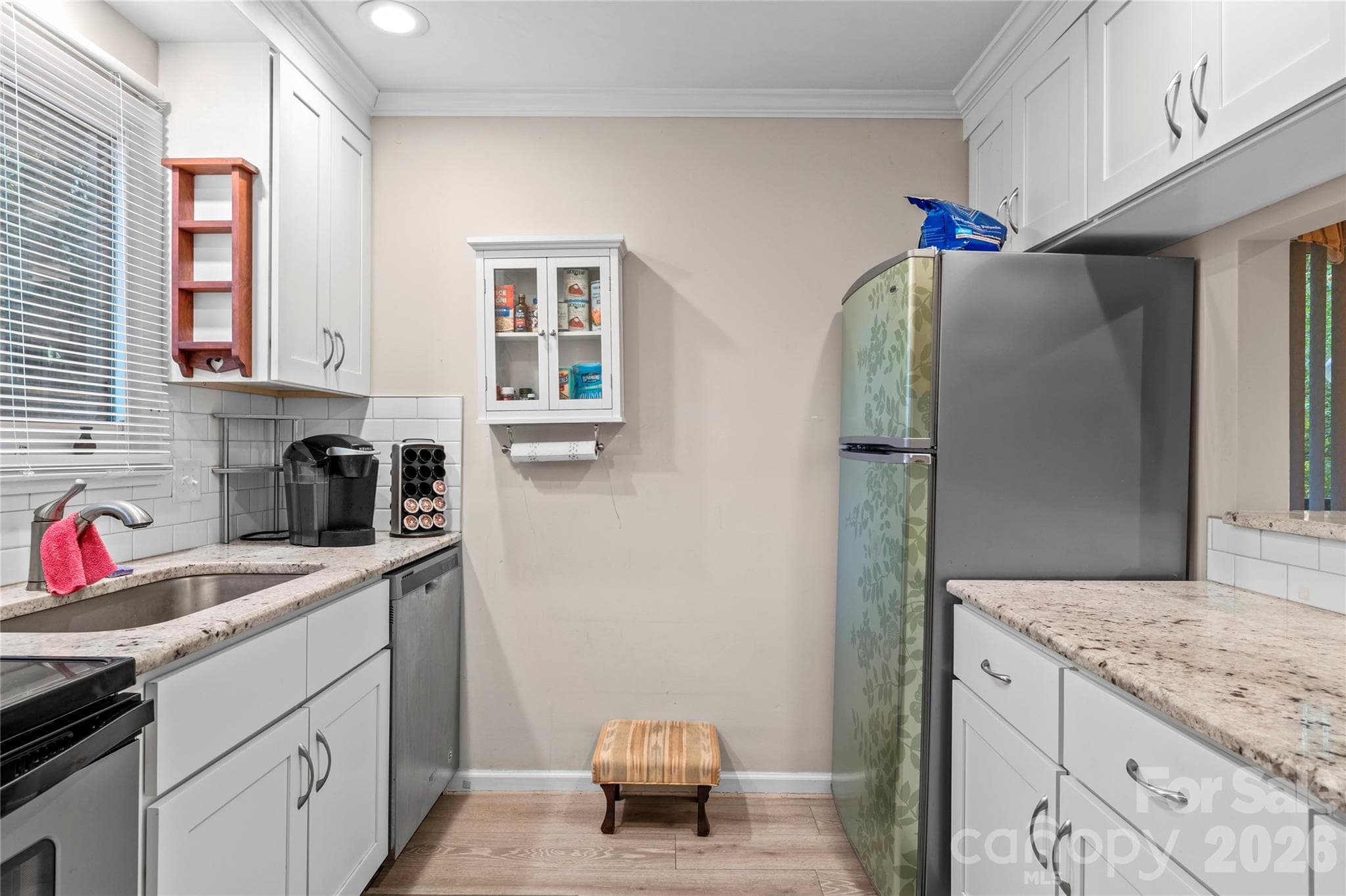 Condominium at 133 Cedar Cove Lane, Winston Salem, photo 9 of 24