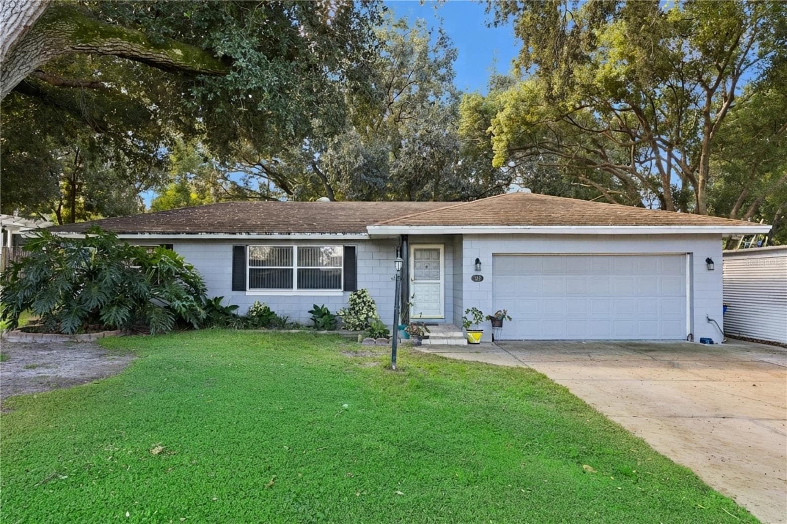 Single Family Residence at 324 E FULLERS CROSS RD, WINTER GARDEN, photo 2 of 73