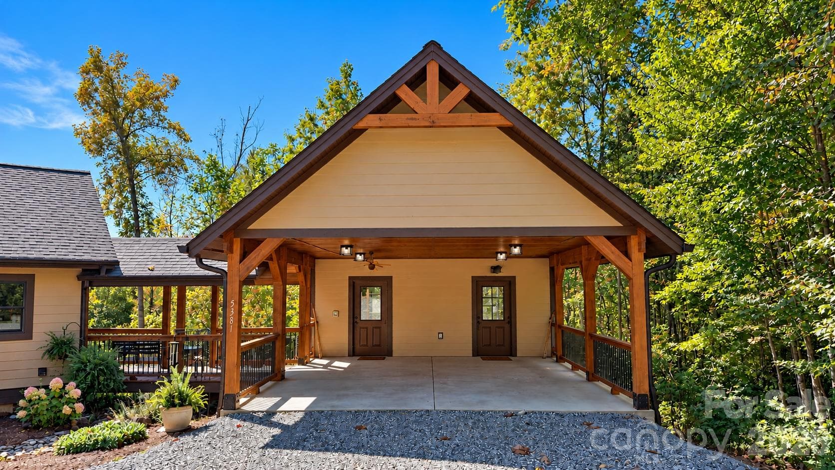 Single Family Residence at 5381 Dogwood Way, Lenoir, photo 2 of 24