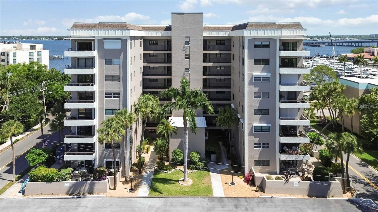 Condominium at 1400 1ST AVE W #506, BRADENTON, photo 2 of 11