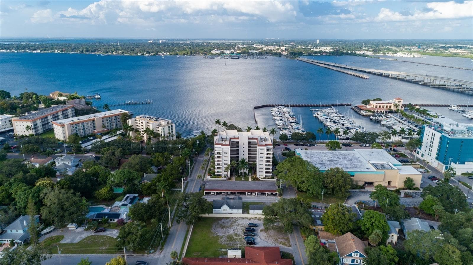 Condominium at 1400 1ST AVE W #506, BRADENTON, photo 4 of 11