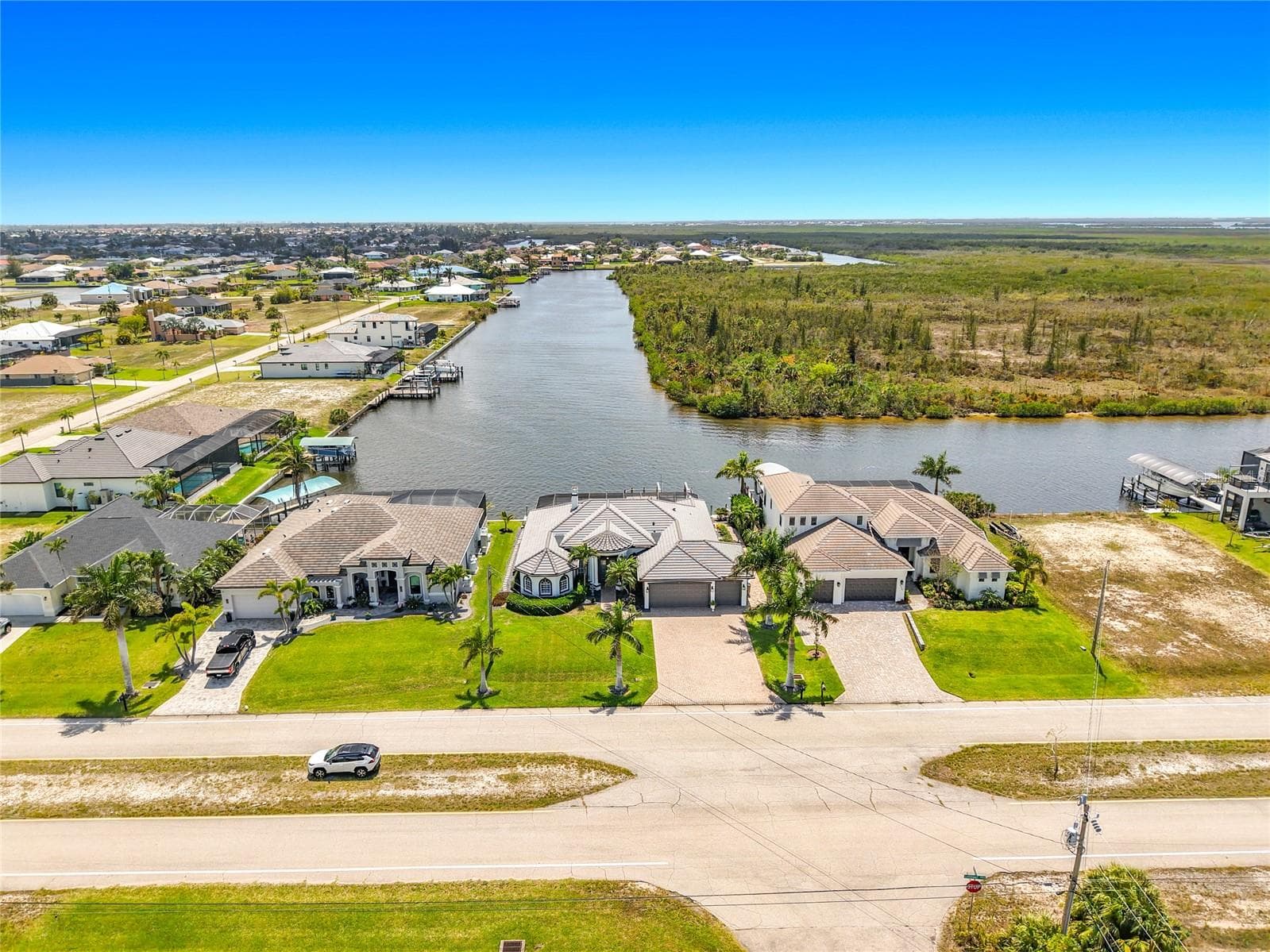 4214 Gulfstream Pkwy, Cape Coral, FL 33993 - 4214 GULFSTREAM PKWY, CAPE CORAL