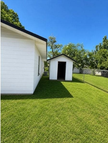 Single Family Residence at 462 SALLY ST, GREEN COVE SPRINGS, photo 4 of 9