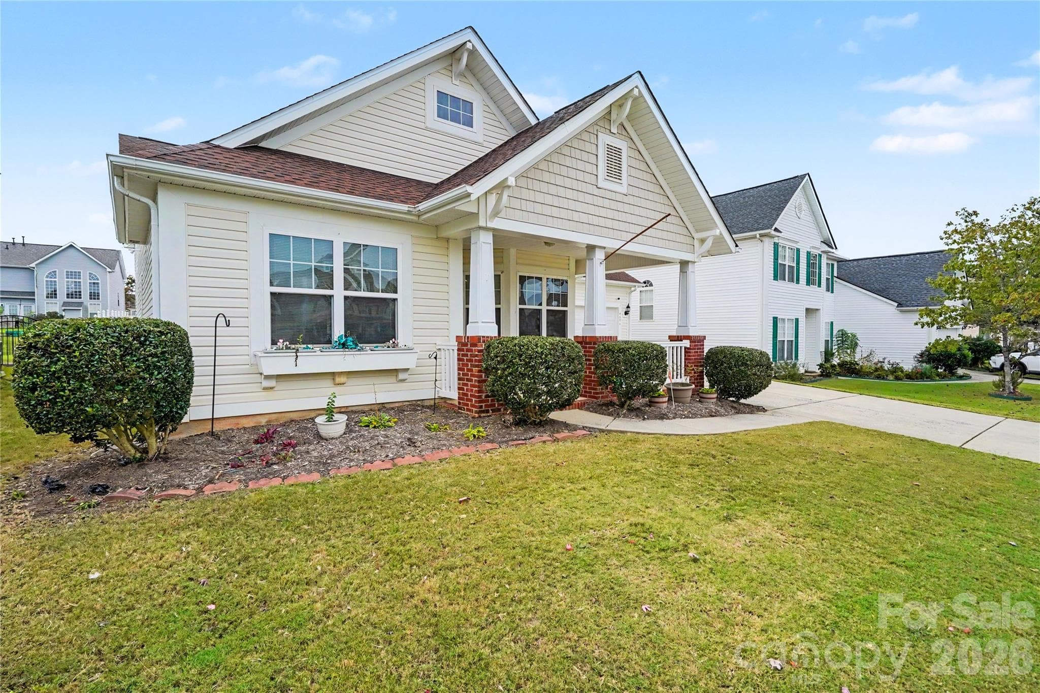 Single Family Residence at 4606 Triumph Drive SW, Concord, photo 2 of 29
