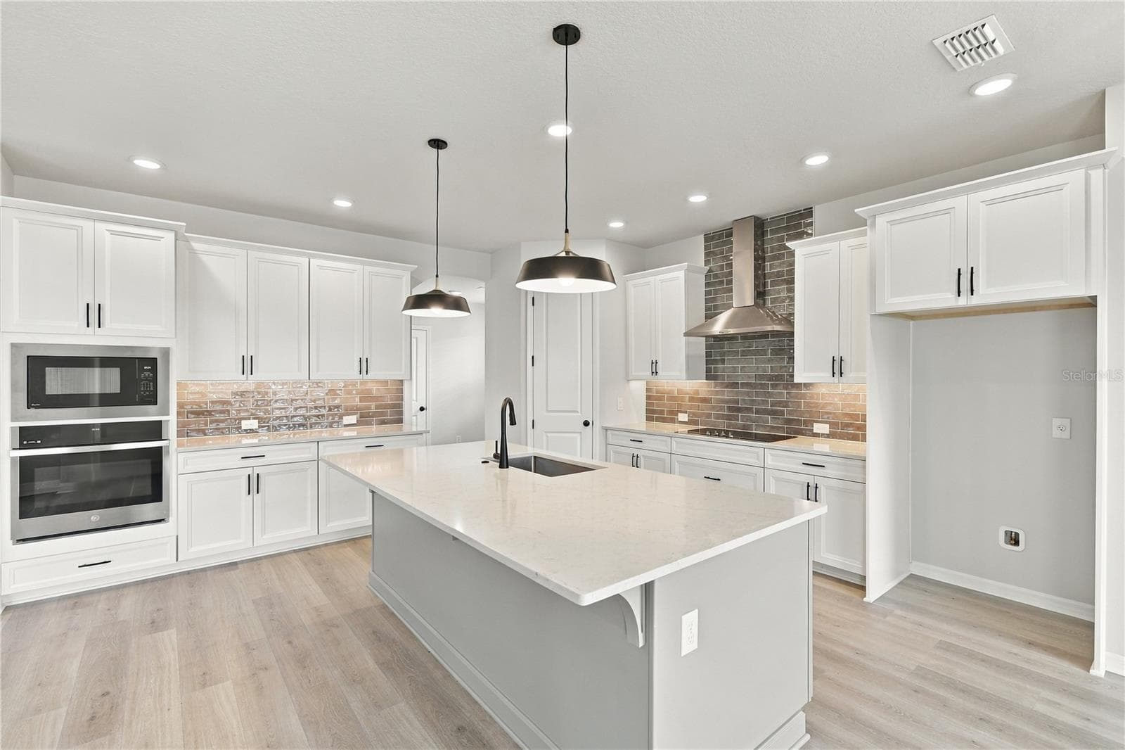 Kitchen - 5831 NATIVE OAK ST, MOUNT DORA