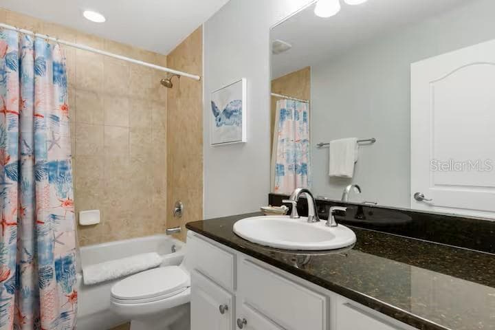 Second Bedroom Ensuit - 100 BAYSIDE DR #101, CLEARWATER