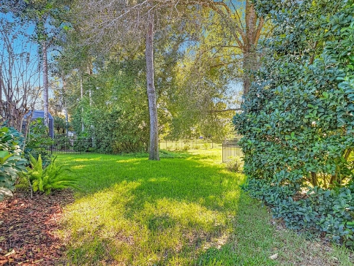Single Family Residence at 105 RIDGEWAY, DELAND, photo 29 of 46